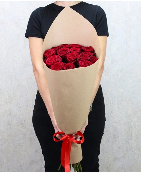 15 красных роз Россия (70 см)